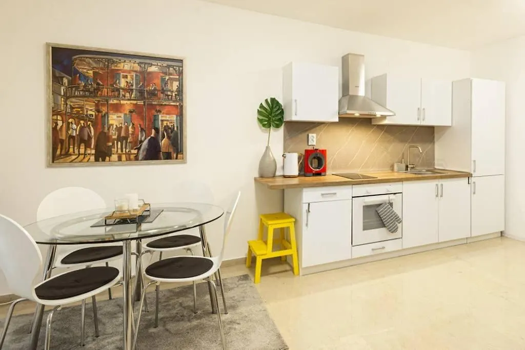 Appartamento Spacious stylish studio up to 4ppl close to centre Salonicco